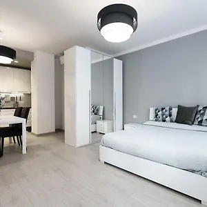 Appartement Center - Porta Romana, Milan